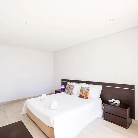 Kevin By Atlantic Places Villa *