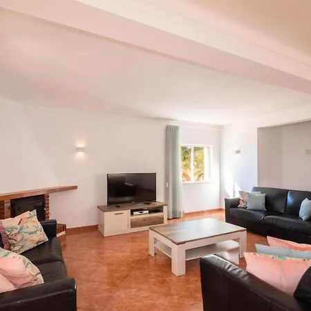 Kevin By Atlantic Places Villa *