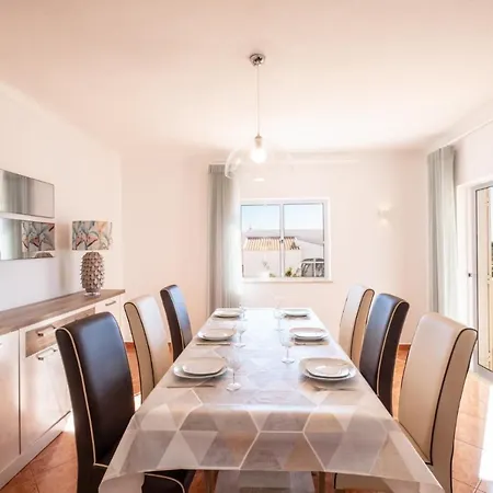 Kevin By Atlantic Places Albufeira