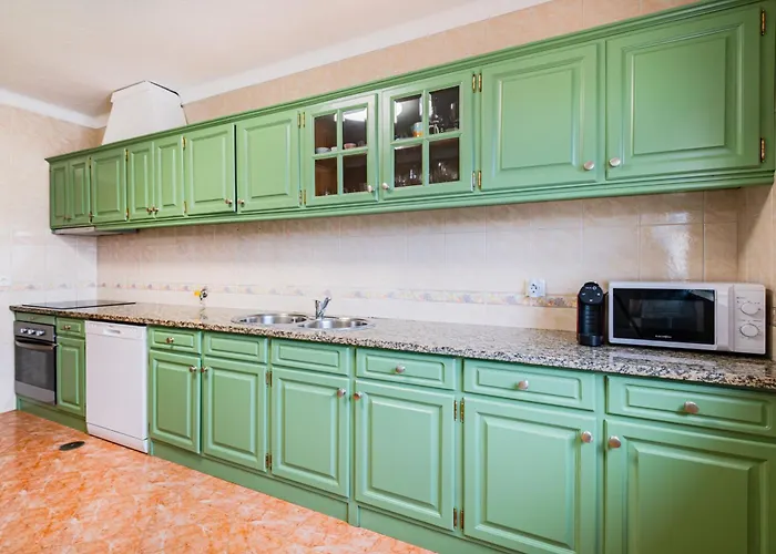 Kevin By Atlantic Places *