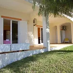 Vila Kevin By Atlantic Places *