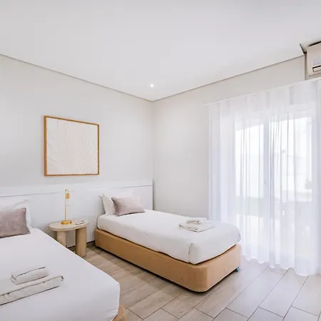 Vila Kevin By Atlantic Places Albufeira